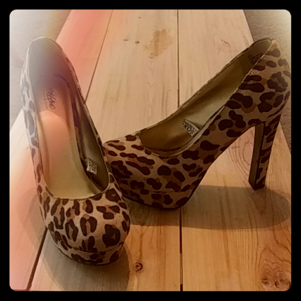 Leopard high heels